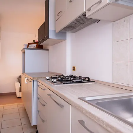 Apartamento Bellavita And Pool Bríndisi